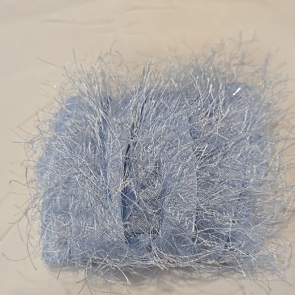 Stylish Women's Hair Accessories Set - Black, Blue, Pink - Picture 2 of 16